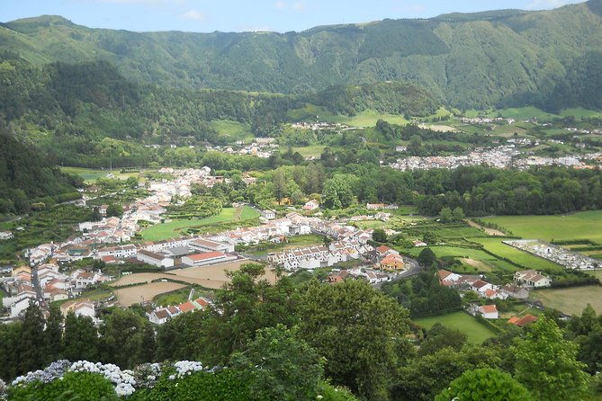 full-day-jeep-tour-to-furnas-2