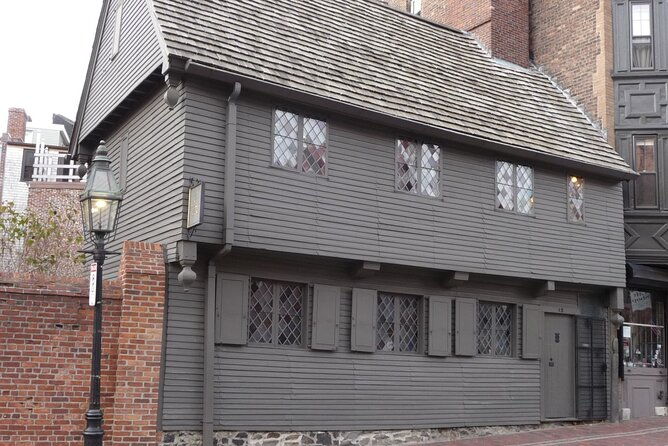 full-day-minivan-tour-of-revolutionary-boston-lexington-and-concord-2