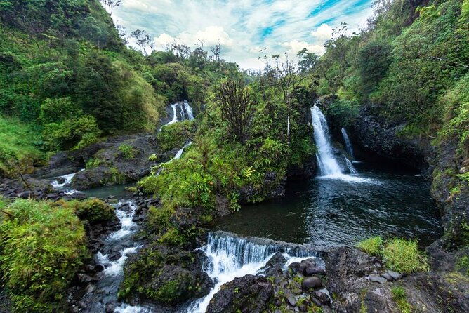 full-day-private-maui-waterfall-beach-hana-tour