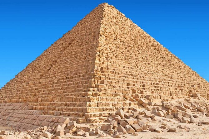 full-day-private-tour-to-giza-pyramids-and-grand-egyptian-museum