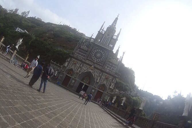full-day-private-tour-to-las-lajas-sanctuary-from-quito