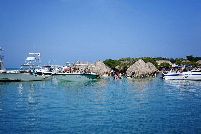 full-day-rosario-island-cholon-agua-azul-baru-and-free-snorkeling
