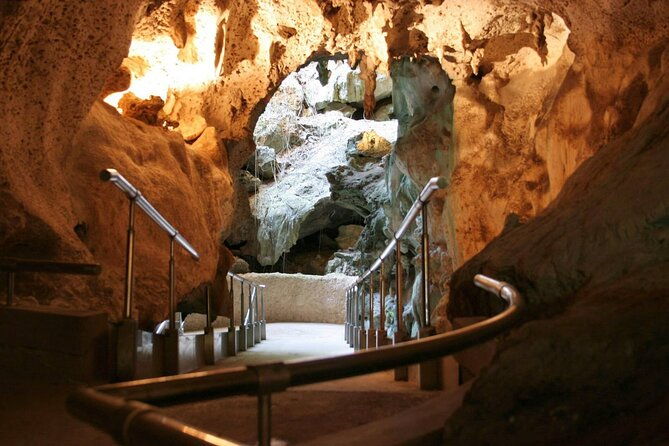 full-day-tour-altos-de-chavon-and-cave-of-wonders
