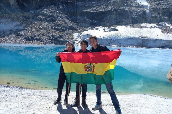 full-day-tour-charquini-and-laguna-esmeralda