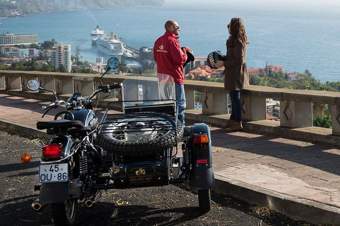 funchal-by-night-downtown-sidecar-adventure-2