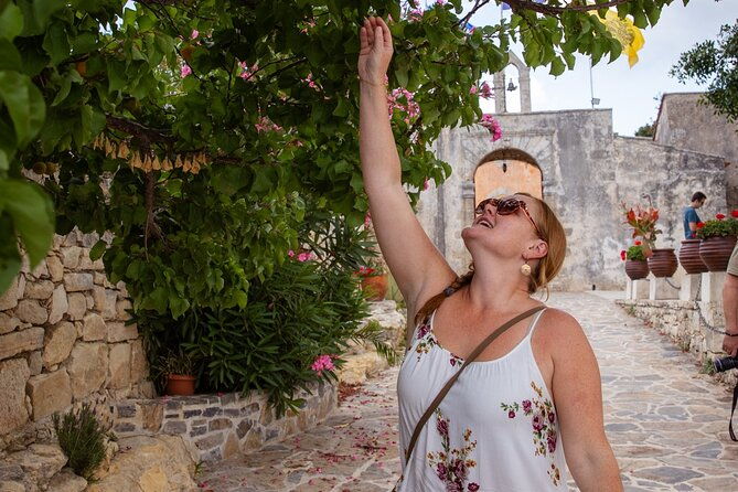 gastronomy-tour-and-wine-tasting-in-traditional-villages-2