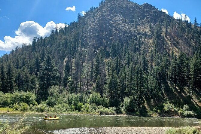 gentle-whitewater-float-on-the-salmon-river