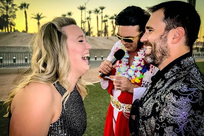 get-married-elvis-wedding-las-vegas-sign-photography-2