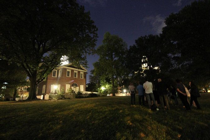 ghost-tour-of-philadelphia-by-candlelight-2
