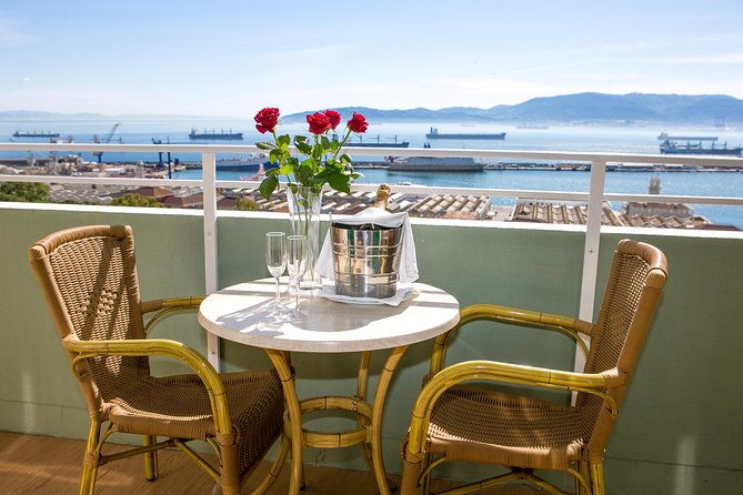 gibraltar-shopping-guided-tour-from-costa-del-sol