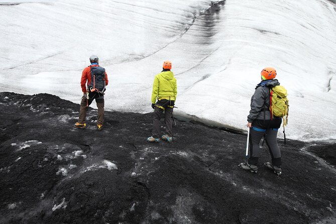 glacier-hike-at-solheimajokull-in-small-group-6-pers-max-2