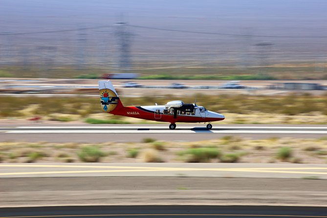 grand-canyon-west-rim-aerial-tour-by-plane-from-las-vegas