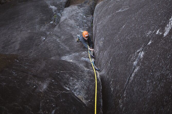great-half-day-top-rope-climbing-trip-in-western-north-carolina