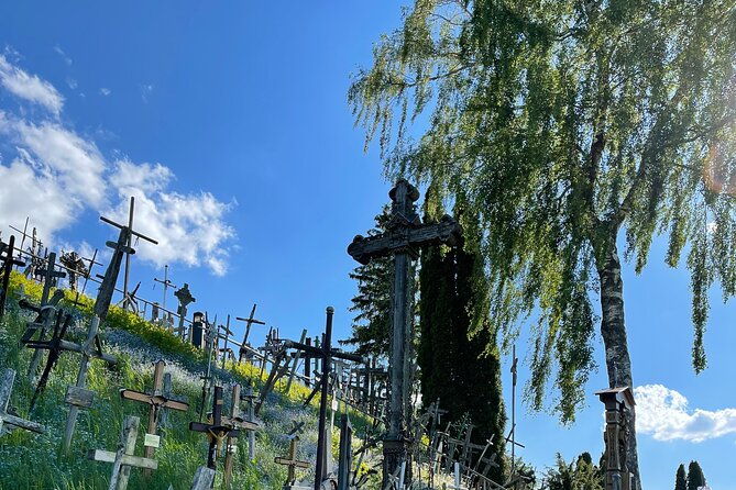 group-day-trip-from-riga-to-hill-of-crosses-5-hour-day-tour