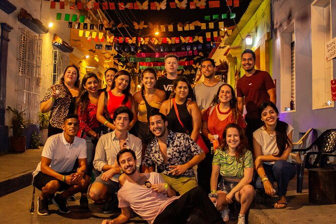 group-night-experience-cartagenas-best-pub-crawl-all-included