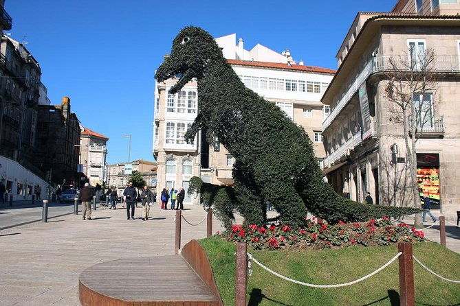 group-walking-tour-in-vigo