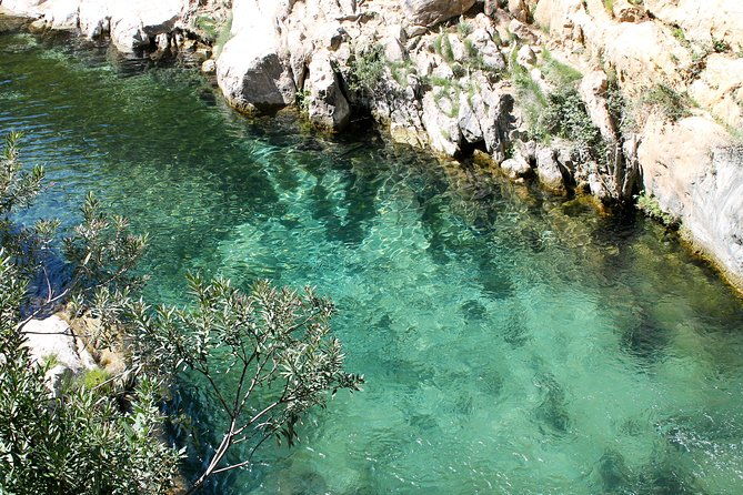guadalest-and-algar-springs-guided-tour-from-alicante-2