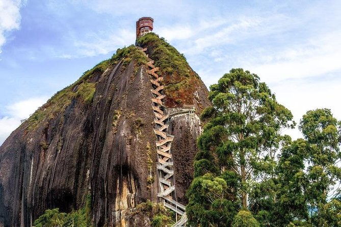 guatape-and-el-penol-day-trip-from-medellin