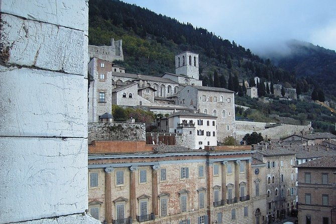 gubbio-private-walking-tour-with-official-guide
