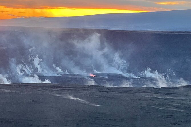 guided-3-hour-hike-in-volcanoes-national-park
