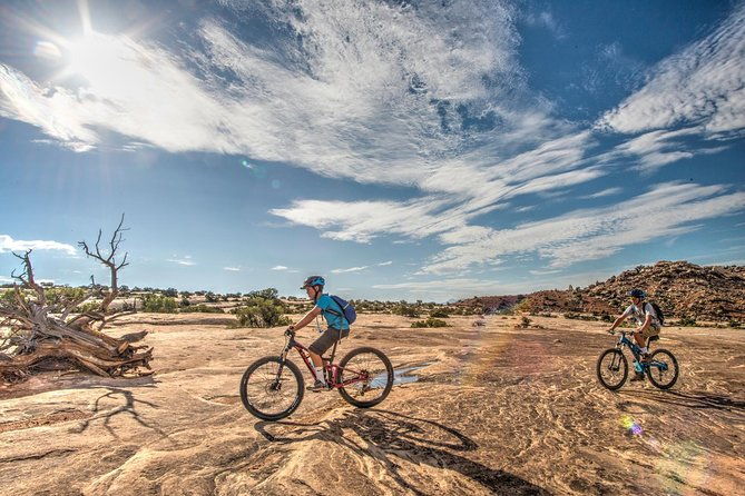 guided-e-mountain-biking-tour-klondike-bluff-trail