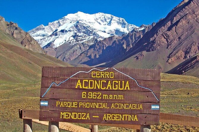 guided-visit-to-high-mountains-aconcagua-puente-del-inca