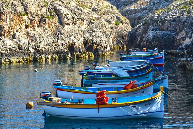hagar-qim-temple-unesco-limestone-heritage-marsaxlokk-market-guided-tour
