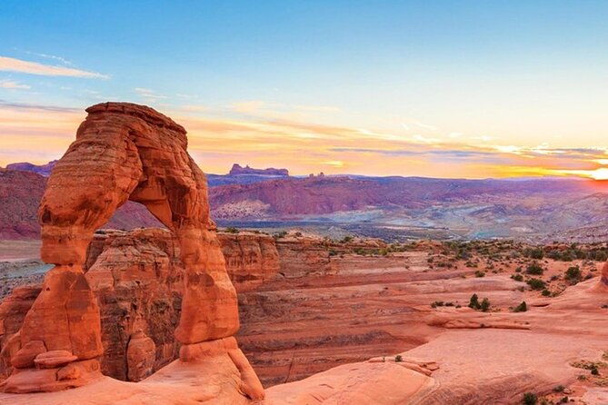 half-day-arches-4x4-with-delicate-arch-hike