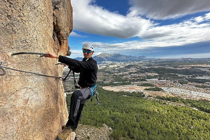 half-day-climbing-experience-on-via-ferrata-del-ponoig-2