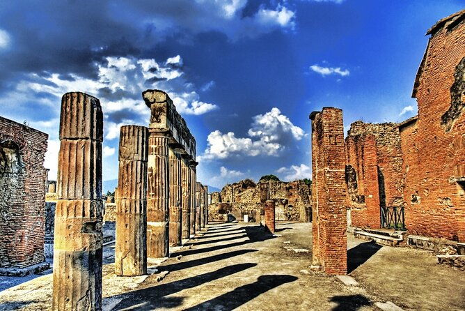 half-day-group-tour-in-pompeii-with-pick-up-2
