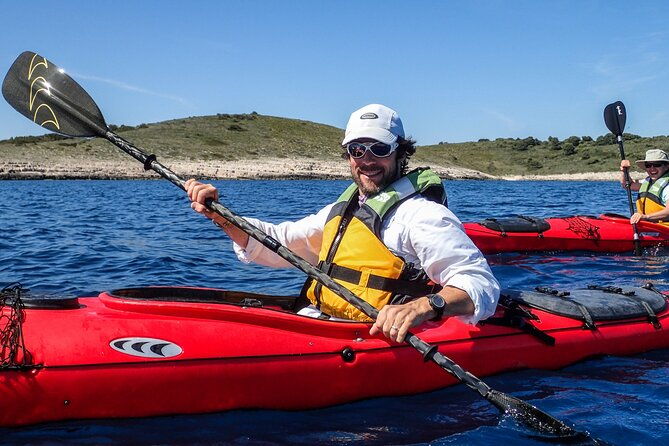 half-day-guided-sea-kayaking-activity-in-hvar