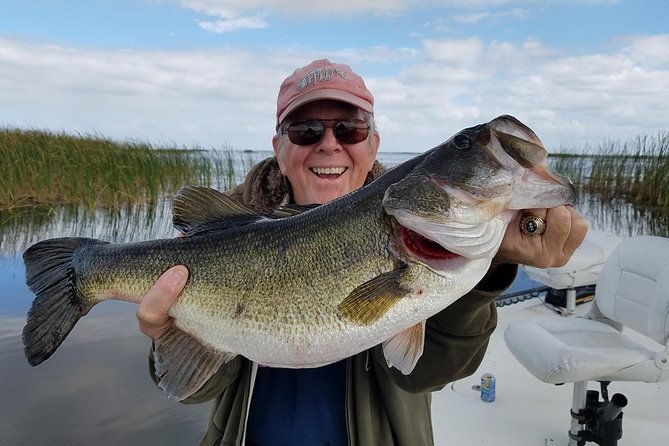 half-day-lake-okeechobee-fishing-trip-near-fort-myers