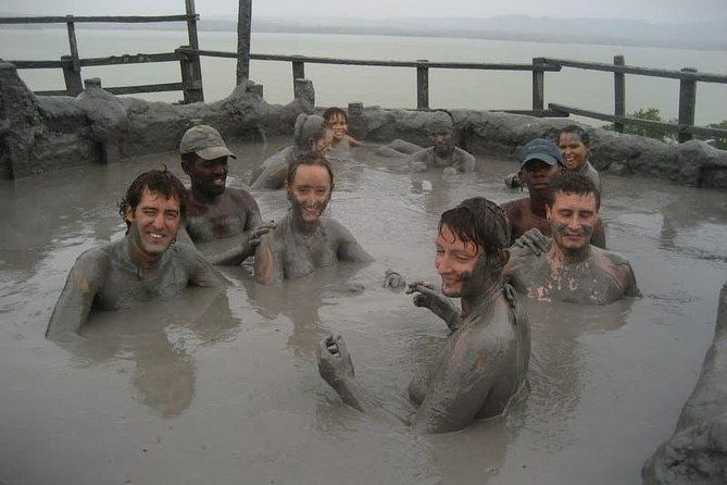 half-day-mud-volcano-from-cartagena