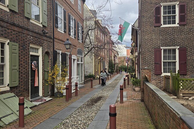 half-day-philadelphia-private-customized-tour-in-a-mercedes-suv