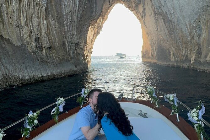 half-day-private-boat-tour-of-capri-2