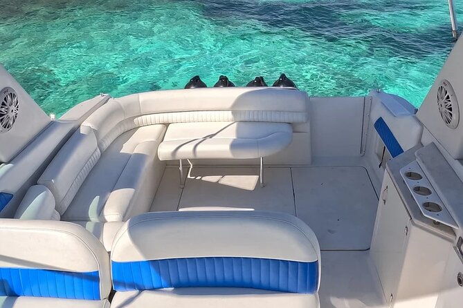 half-day-private-luxury-rose-island-tour-with-snorkeling-and-pigs
