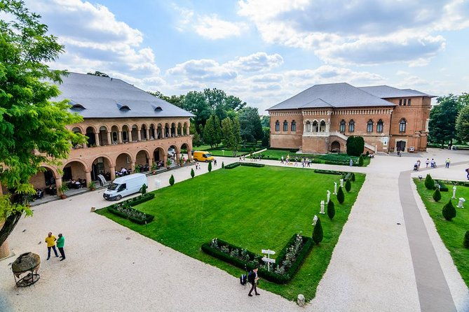 half-day-private-sightseeing-tour-of-bucharest-and-its-surroundings-package