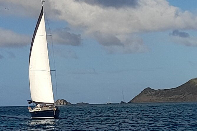 half-day-sailing-boat-adventure