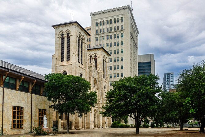 half-day-san-antonio-and-alamo-guided-walking-tour