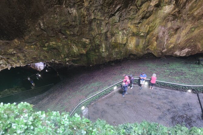 half-day-tour-to-the-caves