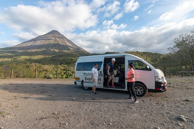 half-day-tour-with-la-fortuna-waterfall-and-arenal-volcano-hike