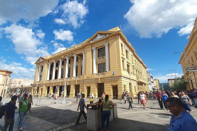 half-day-walking-tour-in-downtown-san-salvador-pupusas-tasting