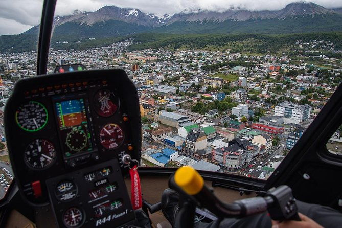 helicopter-flight-ushuaia-from-the-air-a7