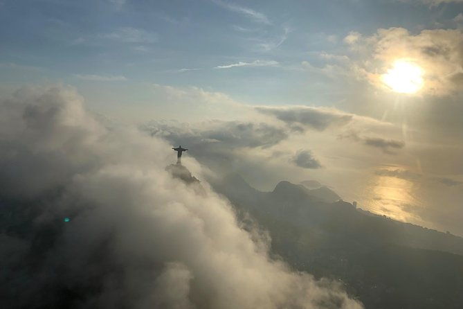 helicopter-flight-wonderful-city-rj-private-flight-4-people
