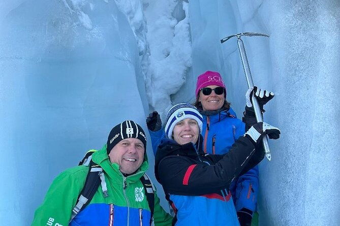 hike-matanuska-glacier-w-alaska-local-honey-wine-tasting