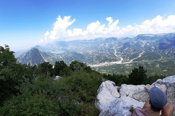 hiking-bovilla-lake-and-dajti-mountain-cable-car