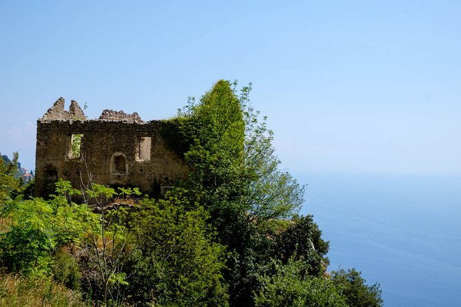hiking-the-path-of-the-gods-scenic-amalfi-coast-trek