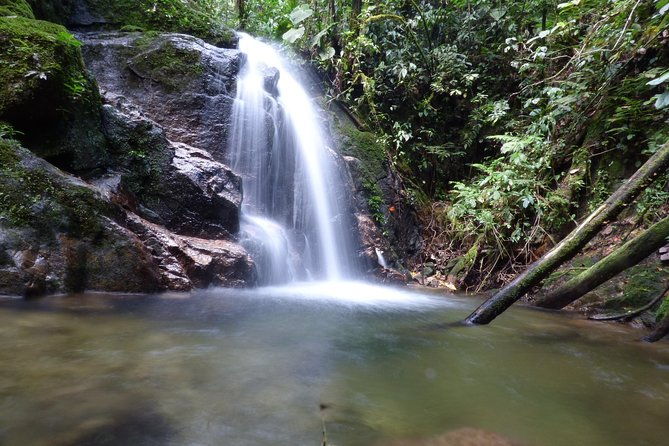 hiking-waterfalls-of-el-cristalino-guatape