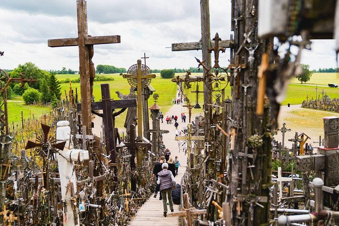 hill-of-crosses-rundale-palace-tour-3