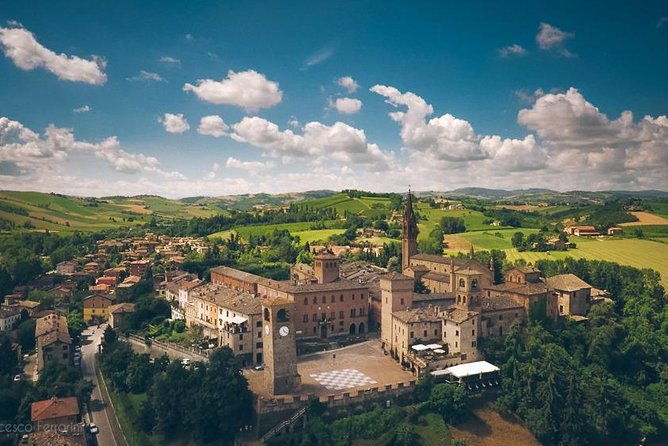 historic-acetaia-balsamic-vinegar-factory-tour-tasting